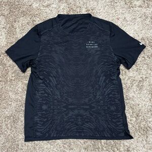Nike Running Division Large black Dri-Fit shirt